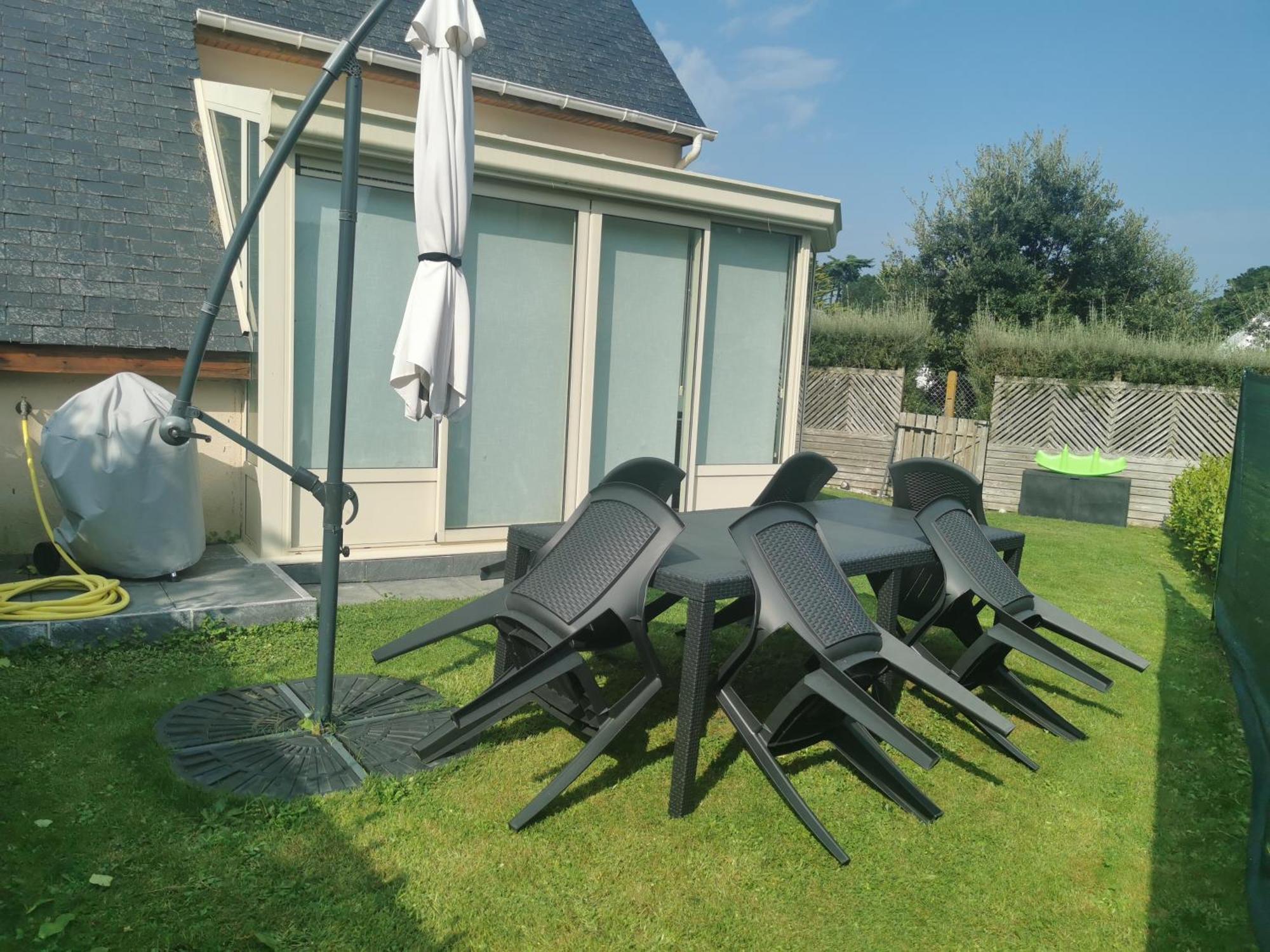 Perle Beach, Petite Maison Situee En Bord De Plage, Piscine. Guidel Eksteriør billede